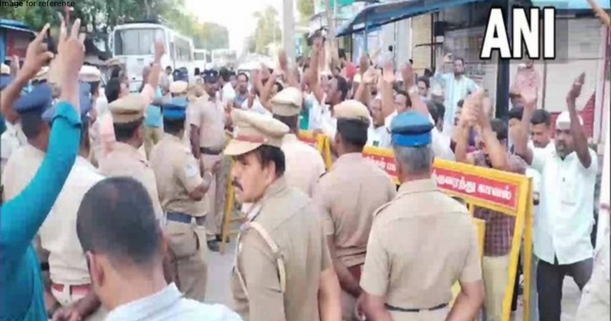 PFI workers stage protest against NIA raids in Tamil Nadu, K'taka